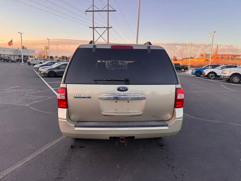 Used 2008 Ford Expedition EL XLT image 6