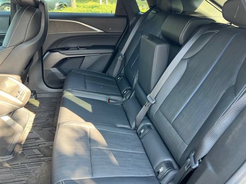 Used 2024 Cadillac Lyriq Sport AWD/4WD image 11