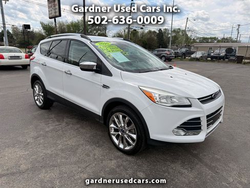 Used 2016 Ford Escape SE w/ SE Chrome Package image 1