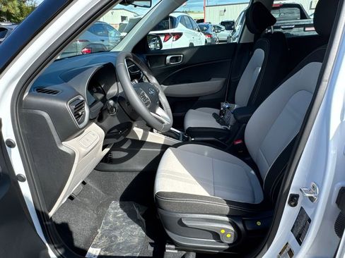 New 2026 Hyundai Venue SEL image 9