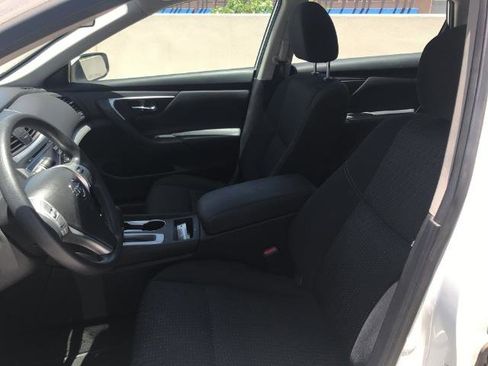 Used 2016 Nissan Altima 2.5 S w/ Power Driver Seat Package image 7