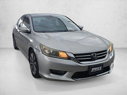 Used 2014 Honda Accord Sport image 7