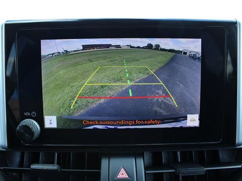 Used 2023 Toyota RAV4 XLE AWD/4WD image 32