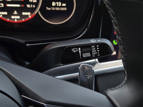 Used 2022 Porsche Panamera 4 w/ Premium Package image 34