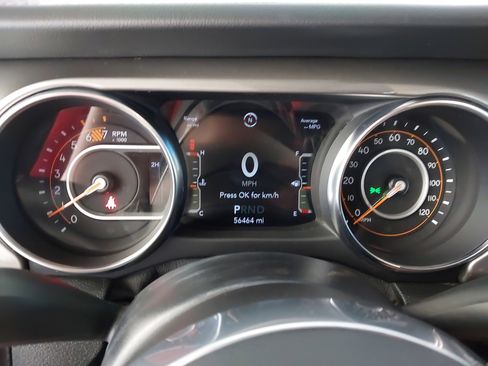 Used 2019 Jeep Wrangler Unlimited Sahara image 19