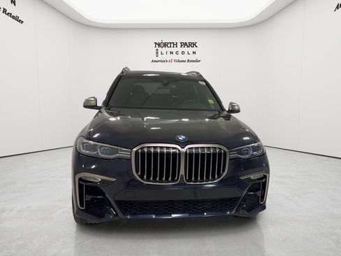 Used 2022 BMW X7 M50i w/ Dynamic Handling Package AWD/4WD image 8