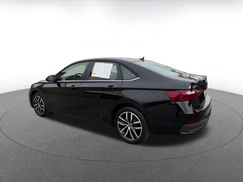 Used 2025 Volkswagen Jetta SE image 10