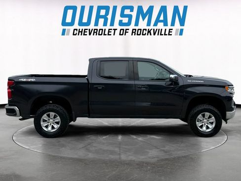 Used 2023 Chevrolet Silverado 1500 LT AWD/4WD image 7