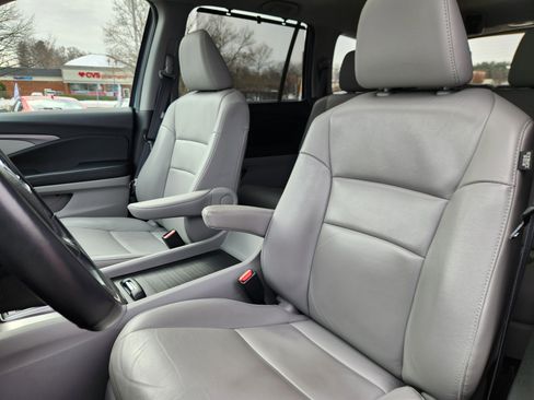 Used 2021 Honda Pilot Special Edition image 7