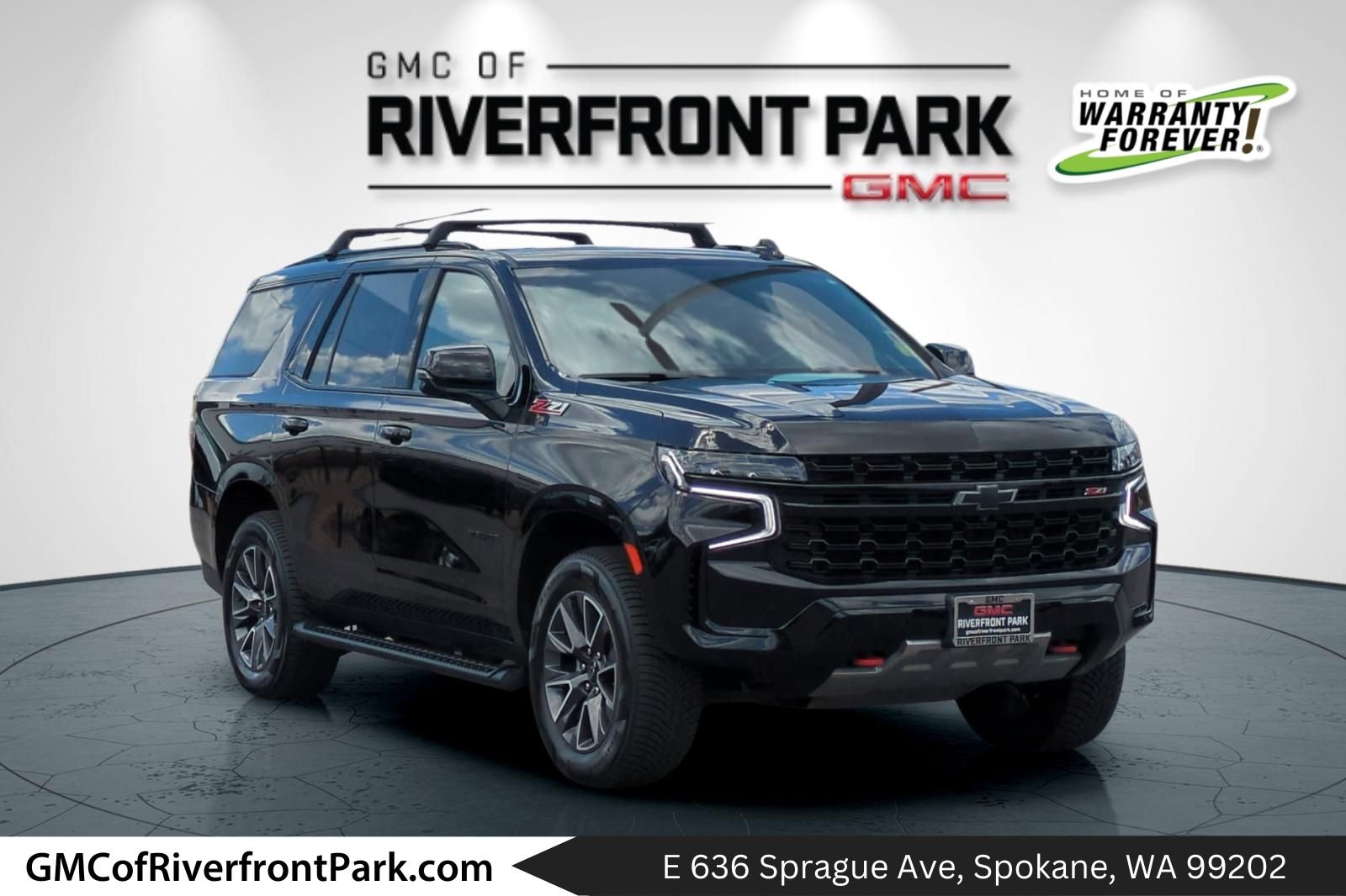 Used 2023 Chevrolet Tahoe Z71 w/ Luxury Package AWD/4WD image 1