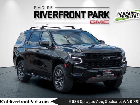 Used 2023 Chevrolet Tahoe Z71 w/ Luxury Package AWD/4WD image 1