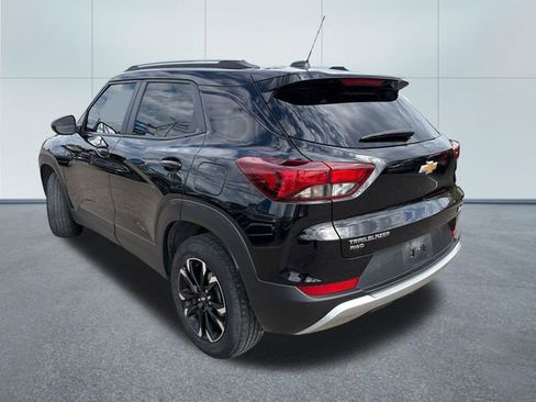 Used 2023 Chevrolet TrailBlazer LT w/ Convenience Package image 2