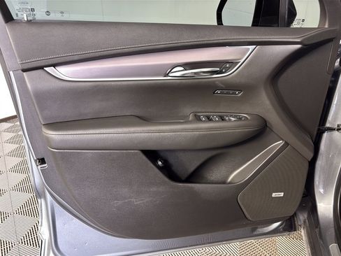 Used 2021 Cadillac XT6 Luxury FWD image 14