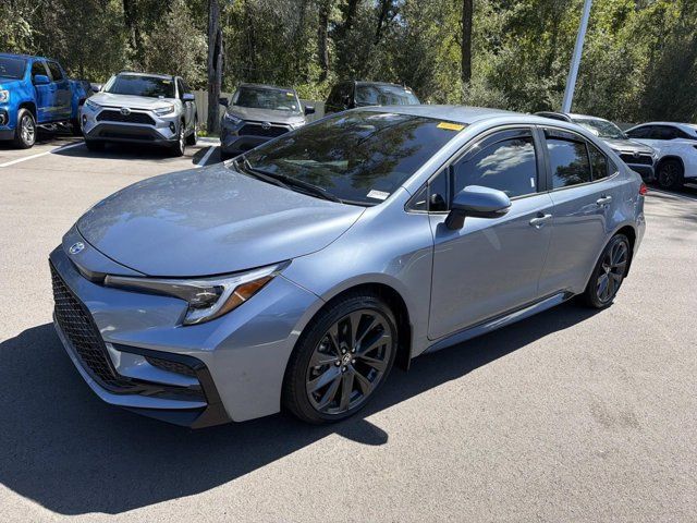 Certified 2025 Toyota Corolla SE FWD image 5