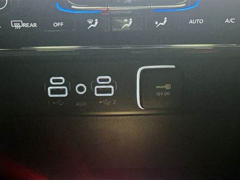 Used 2023 Jeep Grand Cherokee L Limited image 26