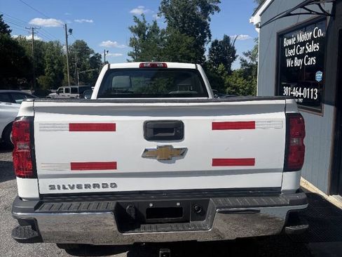 Used 2018 Chevrolet Silverado 2500 W/T RWD image 5