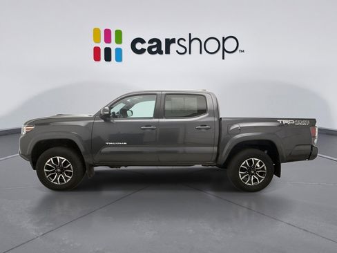 Used 2023 Toyota Tacoma TRD Sport image 2