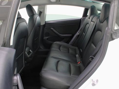 Used 2023 Tesla Model 3 Standard Range RWD image 36