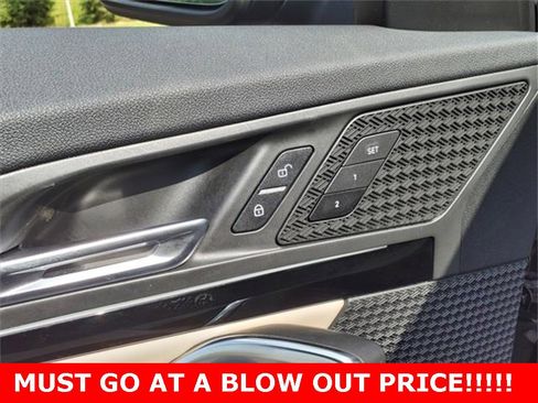 Used 2023 BMW X1 xDrive28i image 11