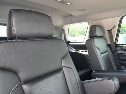 Used 2018 Chevrolet Tahoe Premier AWD/4WD image 34