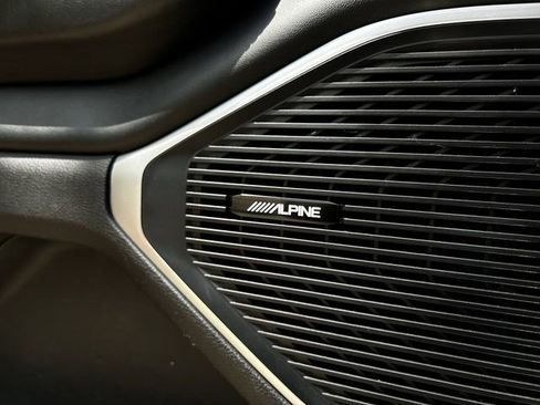 Used 2022 Jeep Wagoneer Series II image 24