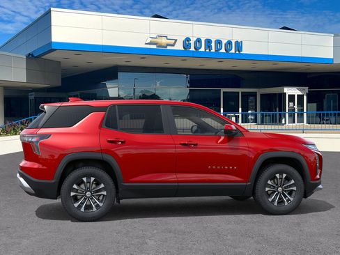 New 2026 Chevrolet Equinox LT image 5