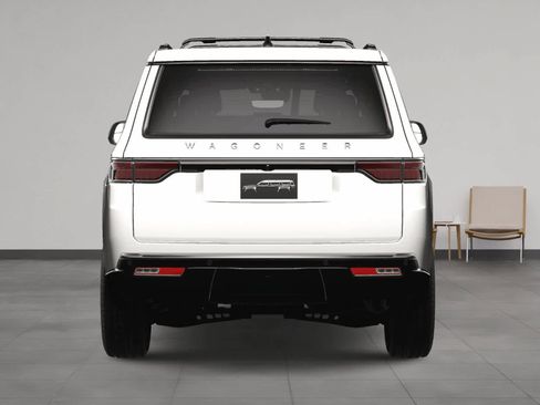 New 2025 Jeep Wagoneer L Series II w/ Premium Group I image 8