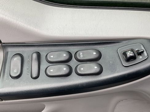 Used 1999 Ford F350 XLT image 23