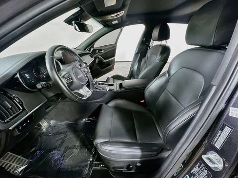 Used 2023 Kia Stinger GT-Line w/ Sun & Sound Package RWD image 17
