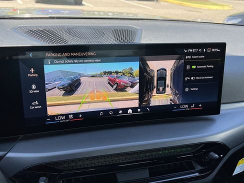 Used 2025 BMW 230i xDrive Coupe w/ Premium Package AWD/4WD image 20