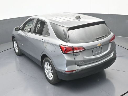 Used 2023 Chevrolet Equinox LS FWD image 47