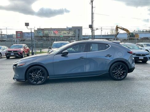 Used 2020 MAZDA MAZDA3 AWD Hatchback w/ Appearance Package image 5