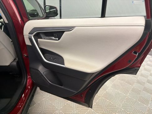 Used 2024 Toyota RAV4 Limited w/ Advanced Technology Package AWD/4WD image 18