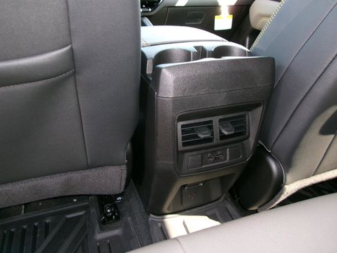 New 2026 Chevrolet Colorado ZR2 image 16