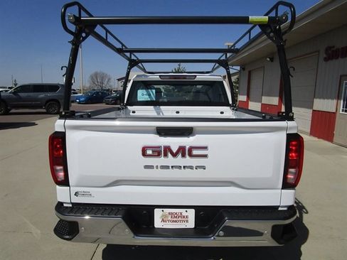 Used 2022 GMC Sierra 1500 Pro w/ 1SA Safety Plus Package AWD/4WD image 7