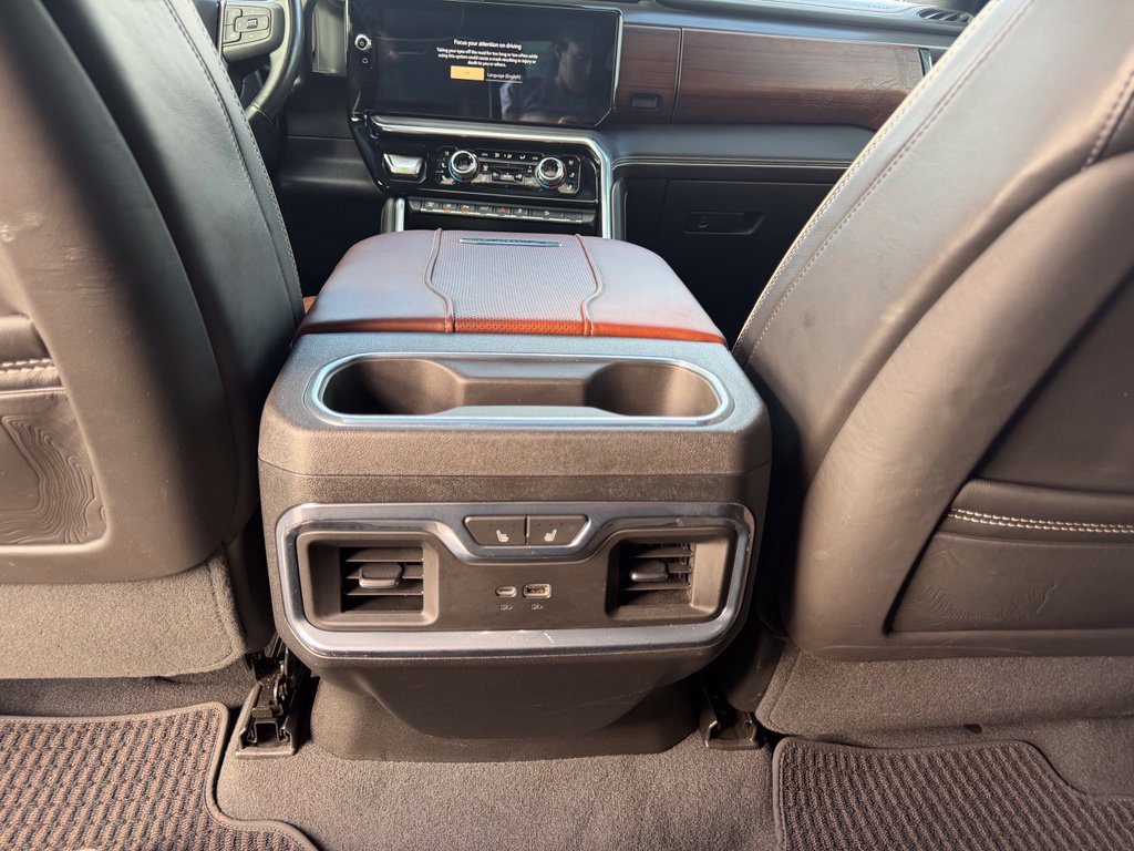 Used 2024 GMC Sierra 2500 Denali Ultimate AWD/4WD image 24