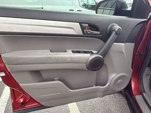 Used 2010 Honda CR-V LX image 9