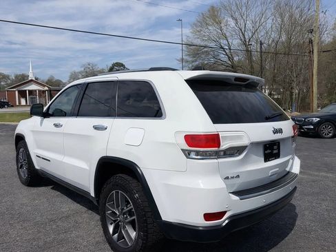 Used 2017 Jeep Grand Cherokee Limited AWD/4WD image 4