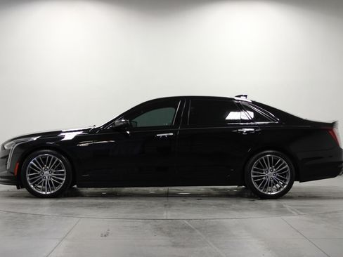 Used 2020 Cadillac CT6 V w/ LPO, Premium Carpet Package AWD/4WD image 7
