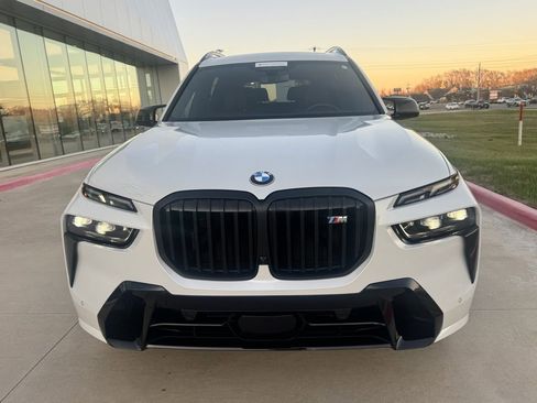 Used 2023 BMW X7 M60i w/ Executive Package image 8