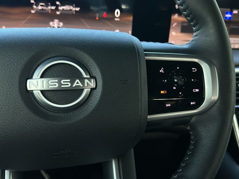 Used 2025 Nissan Armada SL w/ Captain's Chari Seat Package AWD/4WD image 34