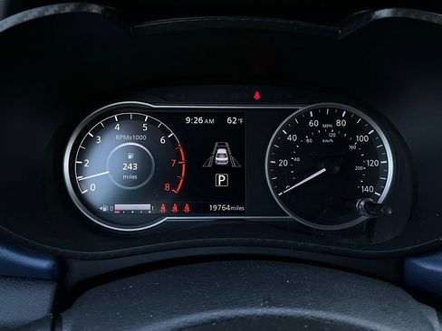 Used 2025 Nissan Versa SV image 33