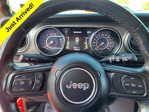 Used 2022 Jeep Wrangler Unlimited Sport AWD/4WD image 22