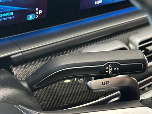 Used 2025 Mercedes-Benz GLE 63 AMG S image 21