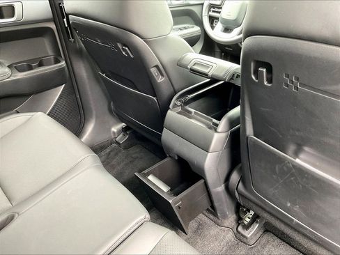Certified 2025 Hyundai Santa Fe SEL AWD/4WD image 10