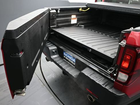 Certified 2023 Honda Ridgeline RTL image 18