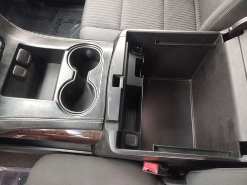 Used 2018 GMC Yukon SLE w/ Convenience Package image 22