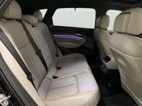 Used 2024 Audi Q8 e-tron Prestige w/ Prestige Package image 68