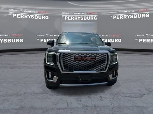 Used 2023 GMC Yukon Denali w/ Denali Reserve Package AWD/4WD image 2
