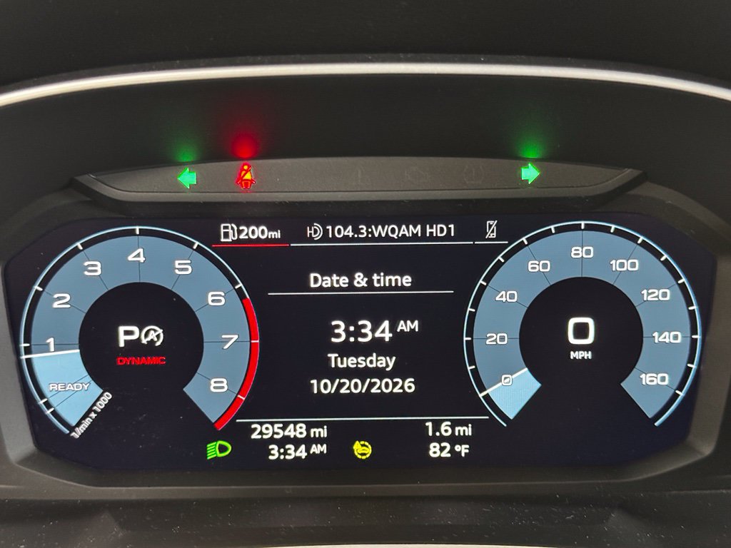 Used 2024 Audi Q3 2.0T Premium AWD/4WD image 1